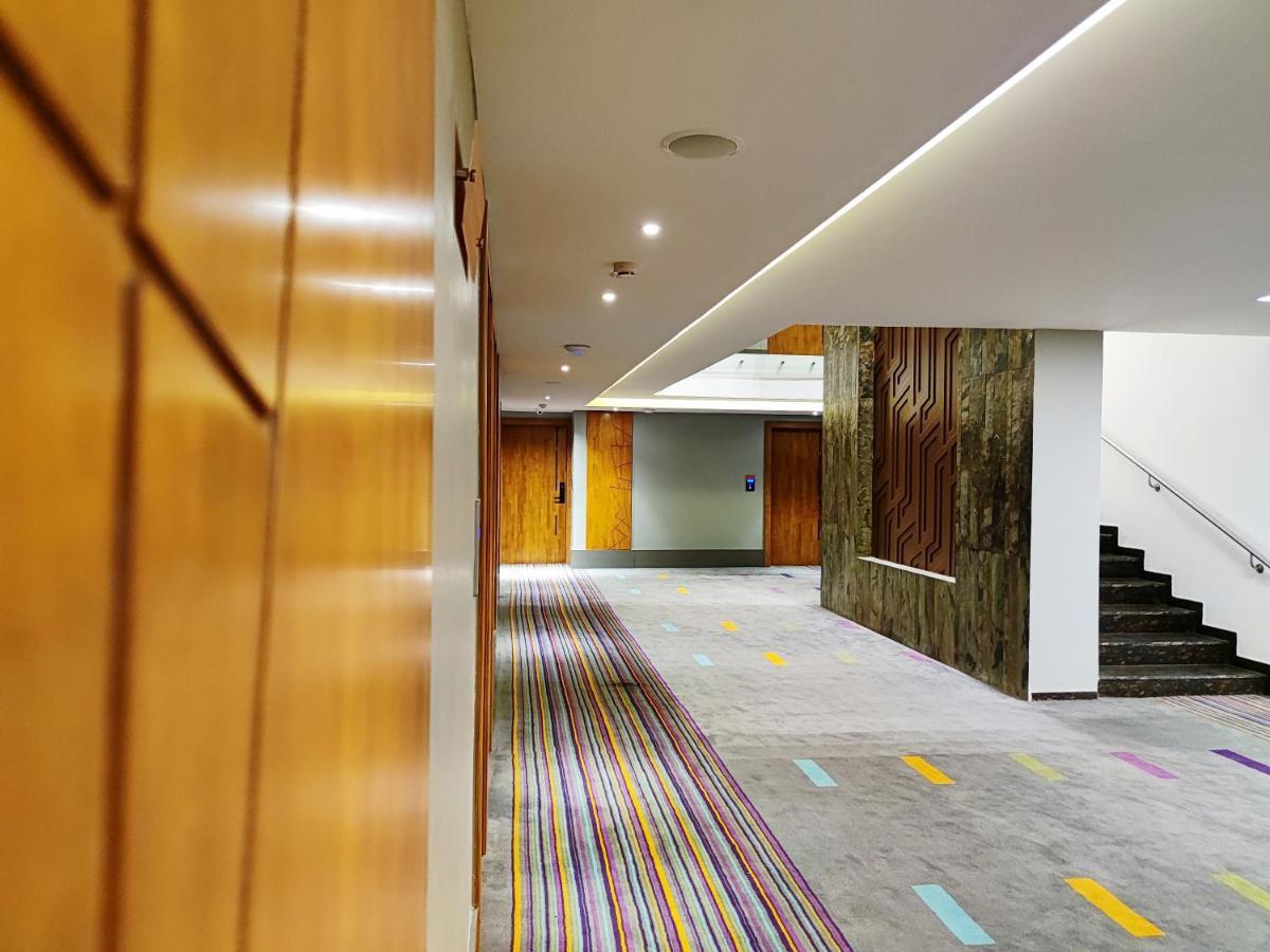 Zone Connect By The Park โคอิมบาทอร์ ภายนอก รูปภาพ